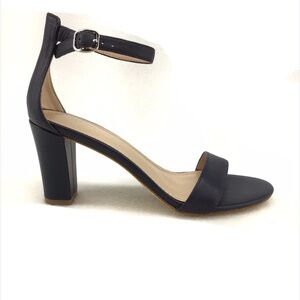 NWT The Limited Size 7.5 Navy Blue Classic Ankle-Strap Block Heel Sandal